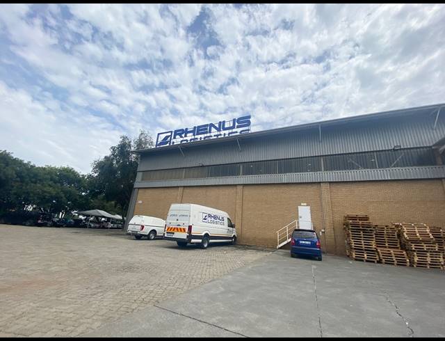 15,614M² WAREHOUSE TO LET IN LONGMEADOW